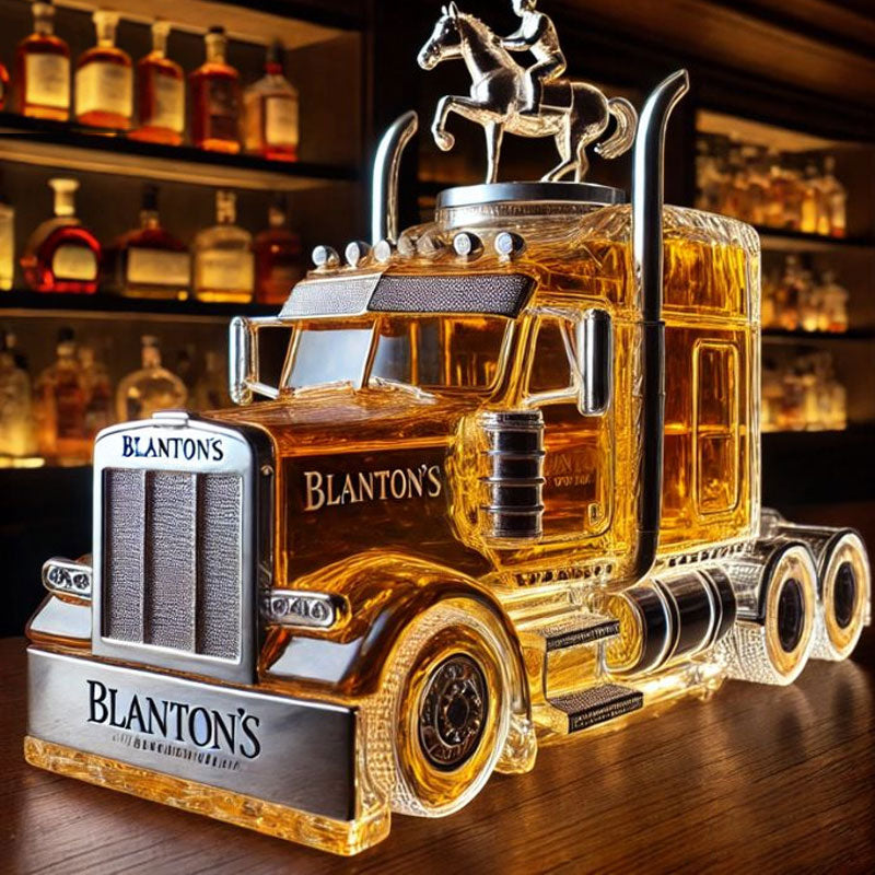 🥃Creative Shaped Whiskey Bottle