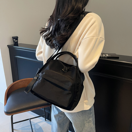👜 Lightweight Nylon Crossbody Bag
