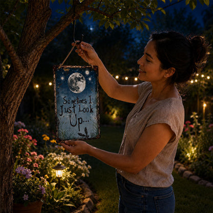 🌙 Retro Night Sky Metal Sign – “Sometimes I just look up…” Inspirational Wall Decor