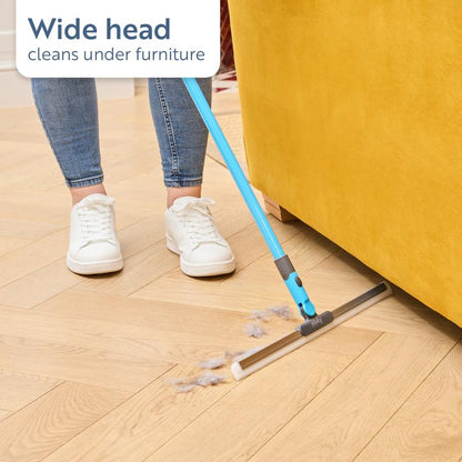 🧼LAST DAY SALE: 💥Buy 1 Get 1 Free—Only £14.99! 🔥🔥Minky Flexi Edge Sweeper: Multi-Surface Cleaning for Floors, Carpets & Windows