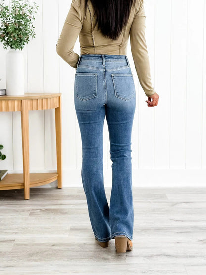 High-waisted trumpet jean