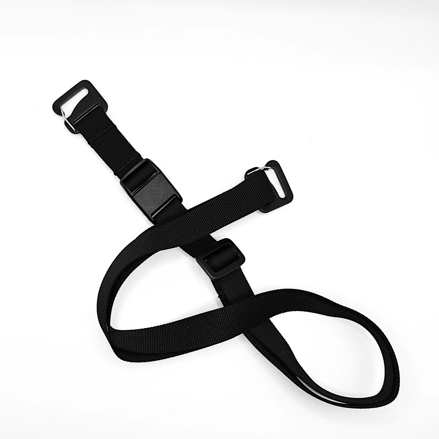 Magnetic fitness bag