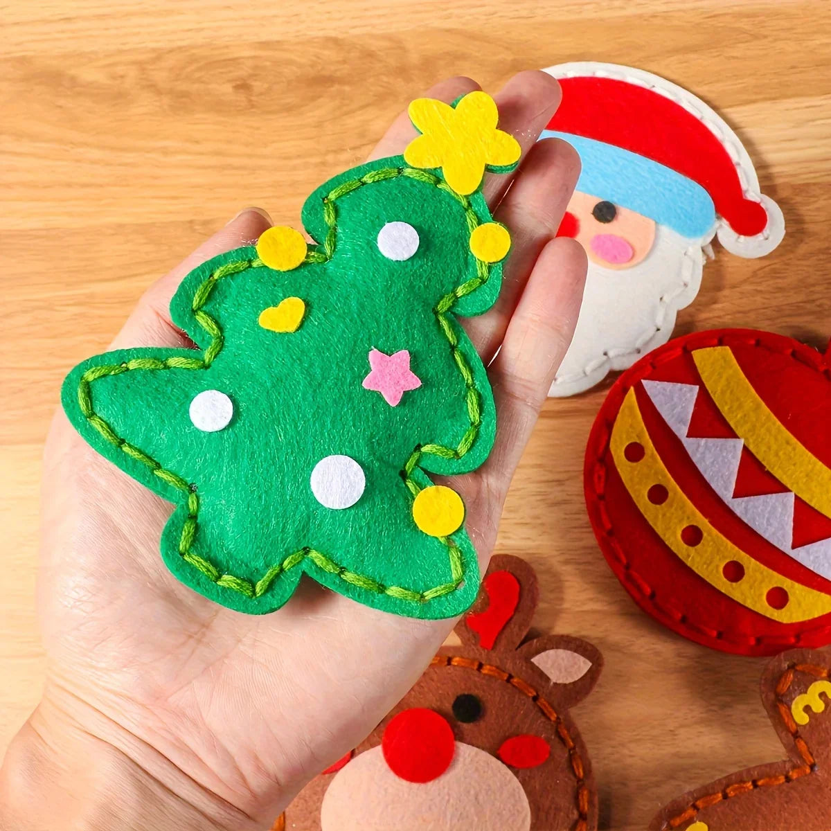 Christmas toy for children DIY sewing toy