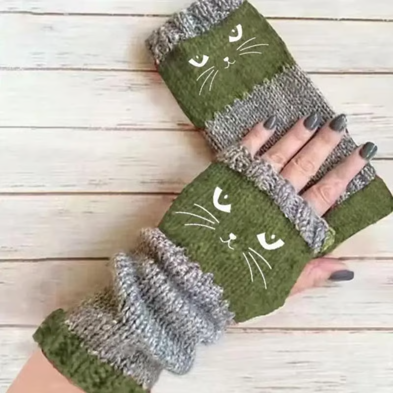 🐱 Cute knitted gloves for women with cat motif – for warm hands and free fingers